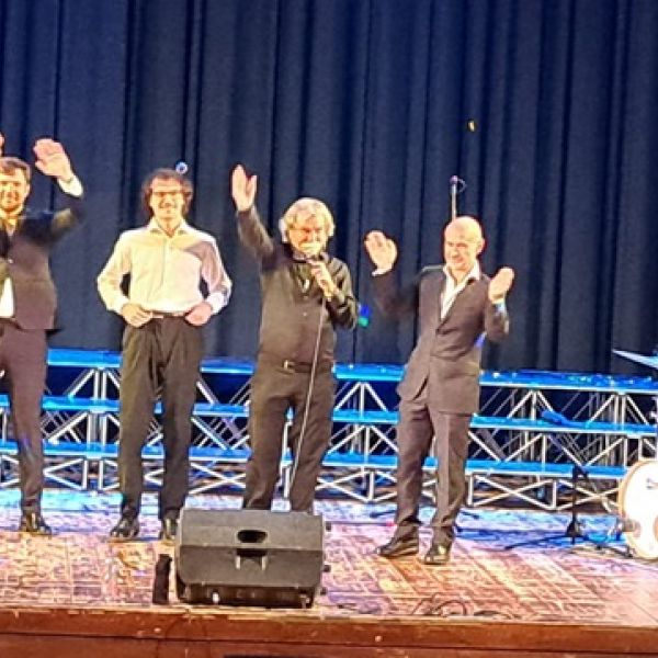 clapping voices - light up winter tour 2024 - Provaglio d'Iseo 